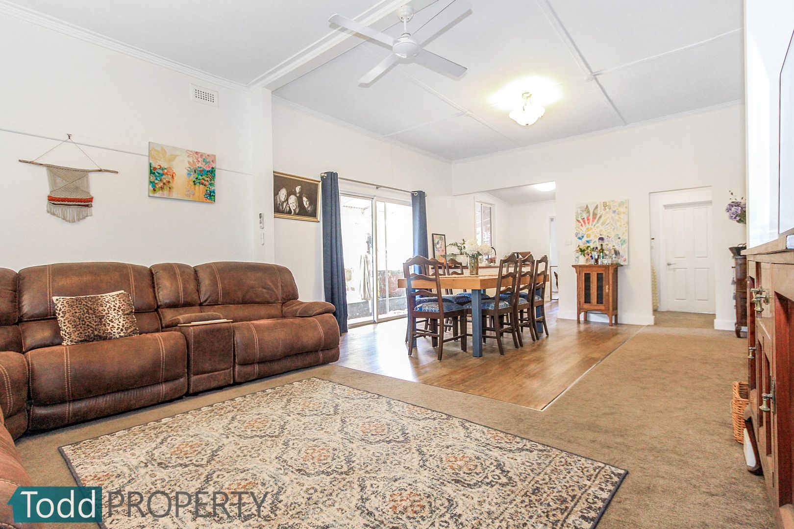 33 Ebden Street, Heathcote VIC 3523, Image 2