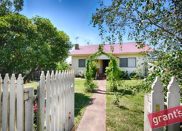 19 Station Street, Nar Nar Goon VIC 3812