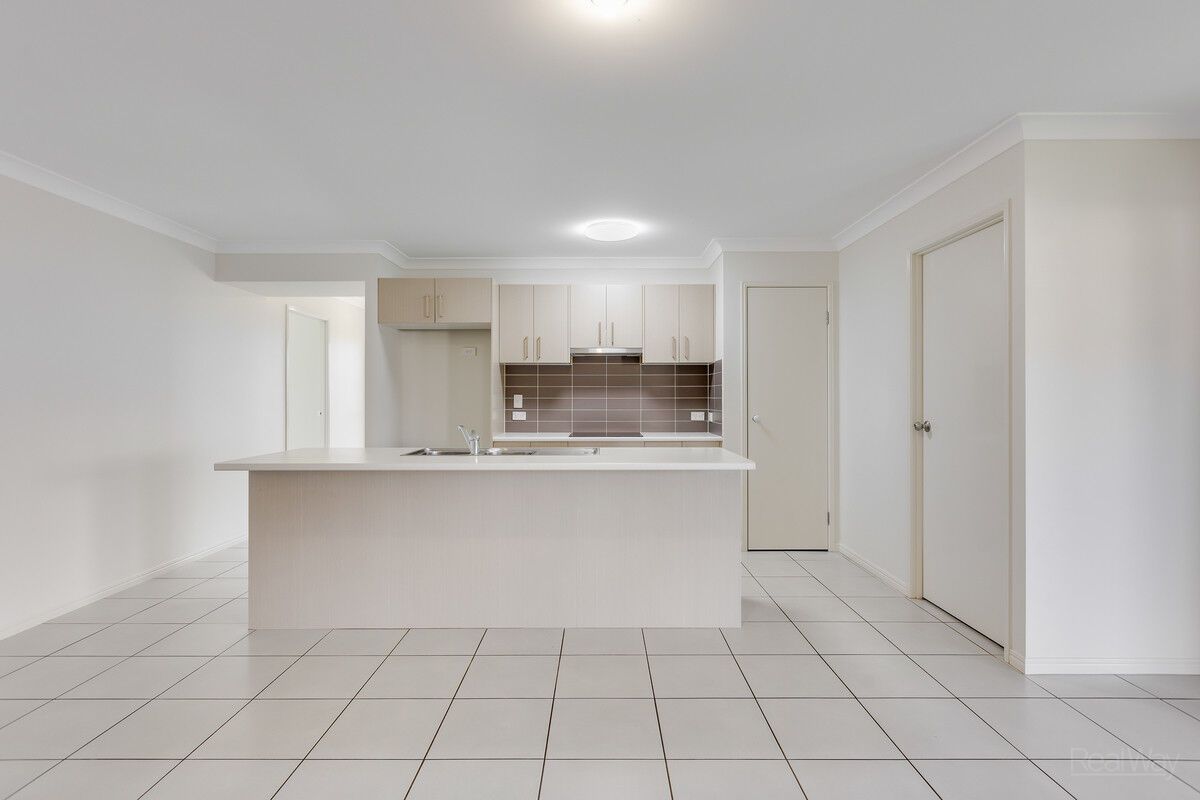 4 Furness Court, Kearneys Spring QLD 4350, Image 2