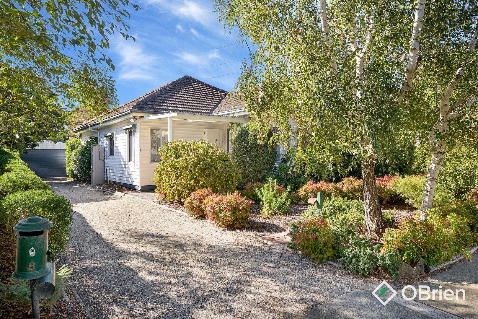 2 bedrooms House in 8 John Street FRANKSTON VIC, 3199