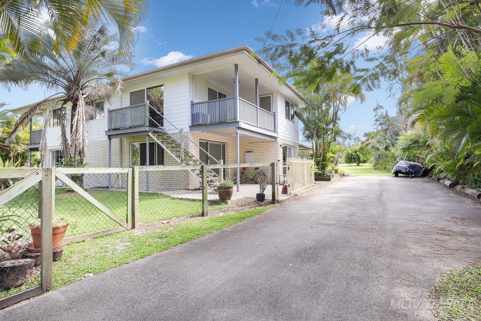 7 bedrooms House in 100-102 Golden Drive CABOOLTURE QLD, 4510