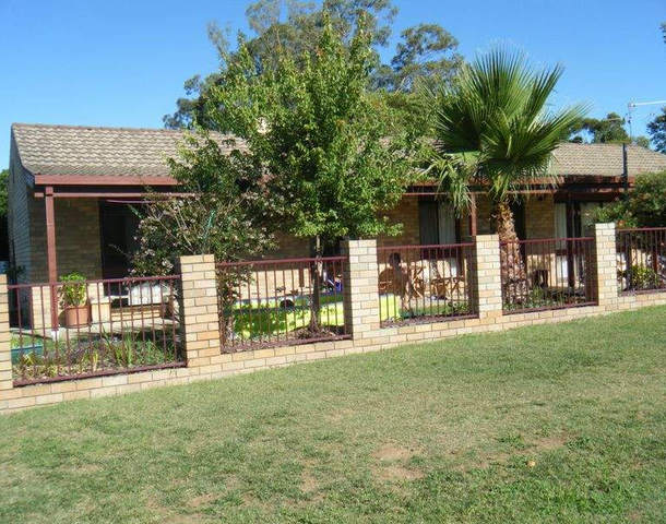 2 Coorong Street, South Tamworth NSW 2340