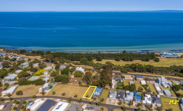 31 Mainsail Drive, St Leonards VIC 3223