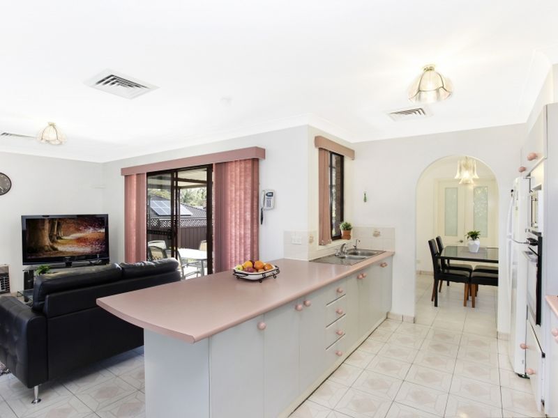 3 Ben Lomond Street, Bossley Park NSW 2176, Image 2