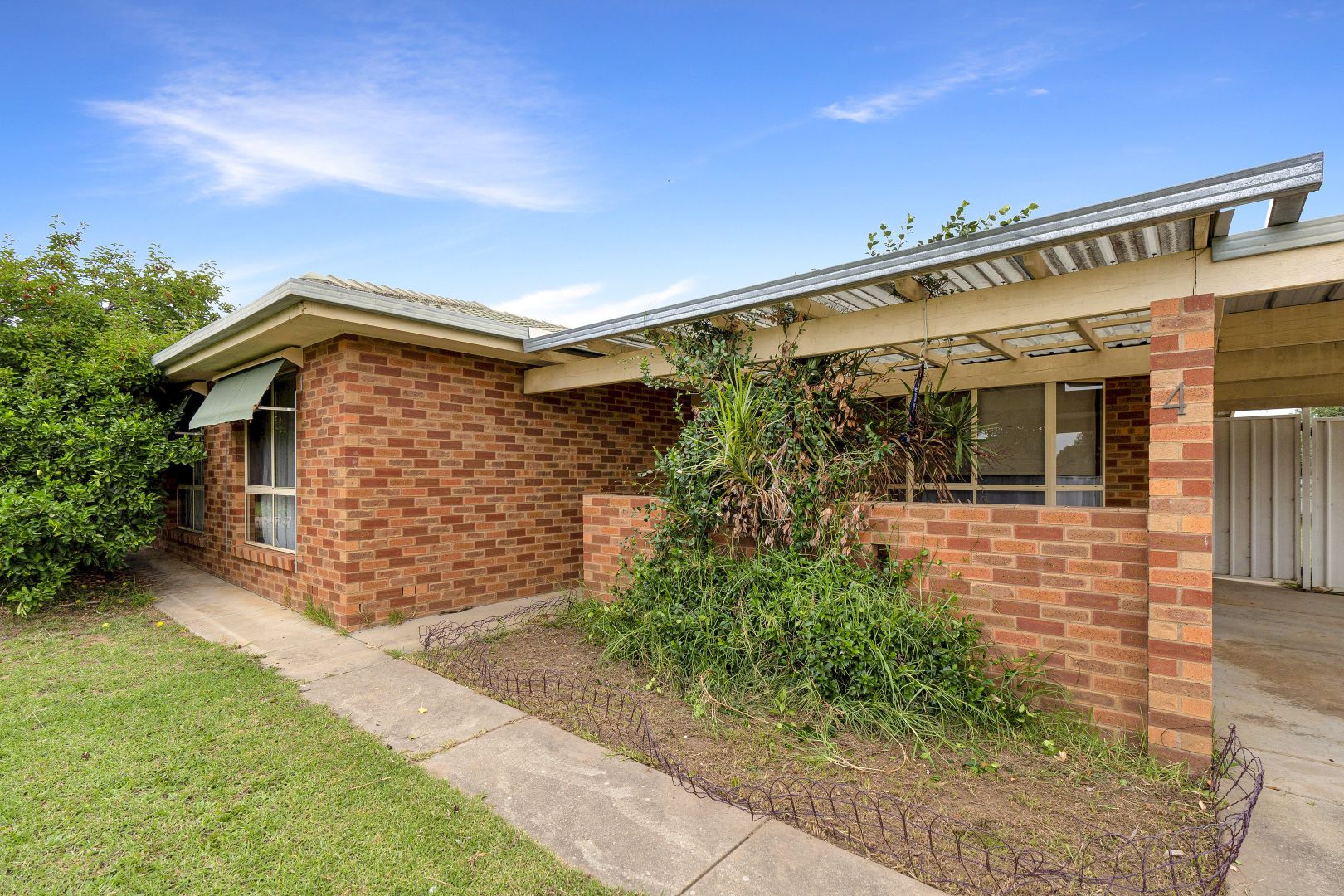 4 Lockett Place, Tolland NSW 2650, Image 1