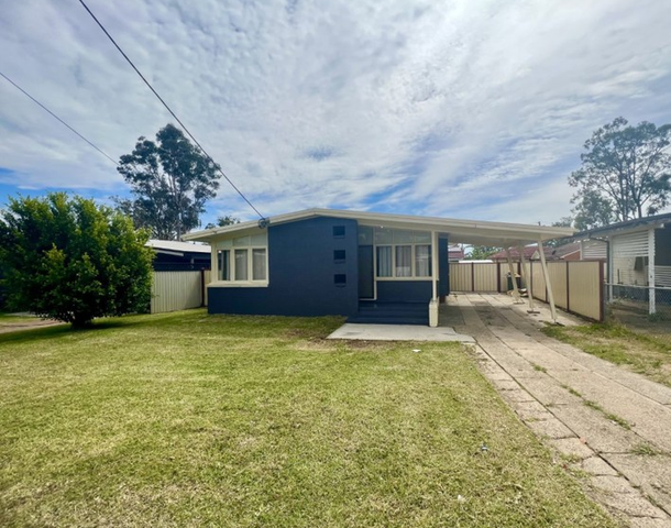 29 Waitaki Street, Lethbridge Park NSW 2770