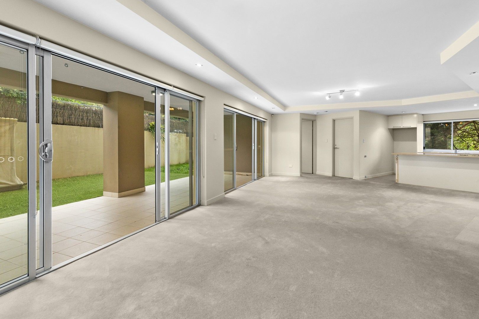 2 bedrooms Apartment / Unit / Flat in 5/29-33 Waine Street FRESHWATER NSW, 2096