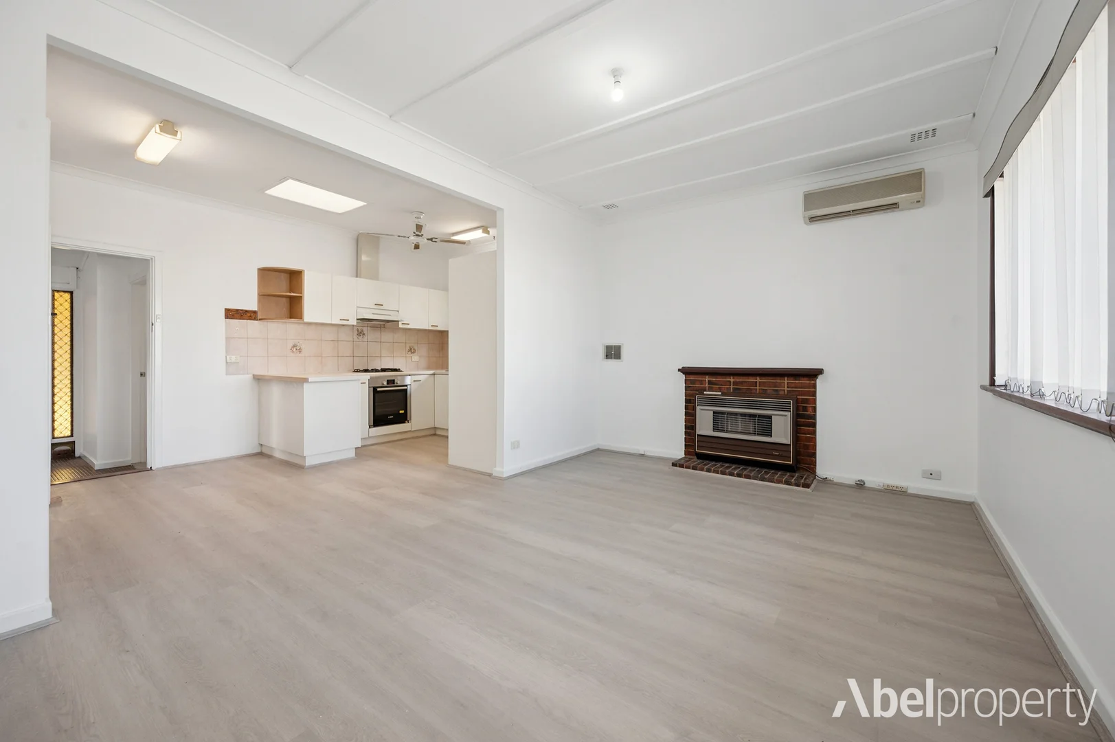 Additional image 3 of 19 Gild Street, Cloverdale WA 6105