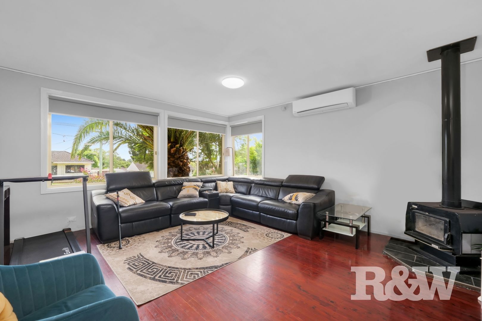 130 Waminda Avenue, Campbelltown NSW 2560, Image 1