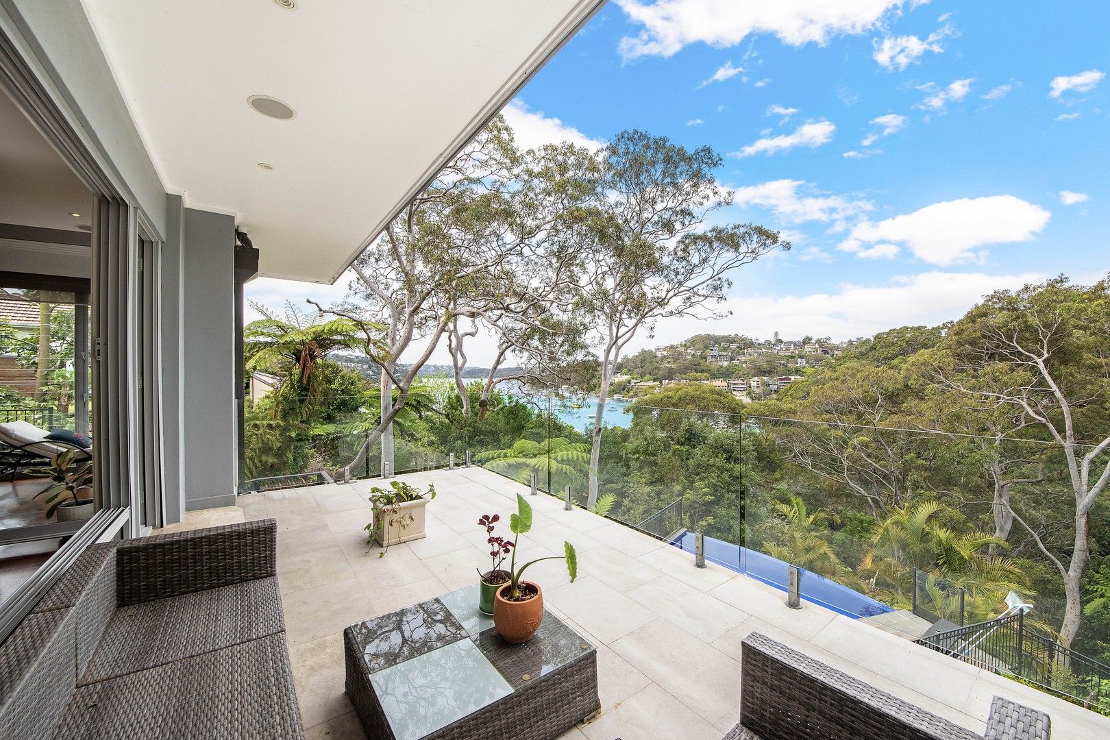 5 bedrooms Semi-Detached in 60 The Bulwark CASTLECRAG NSW, 2068