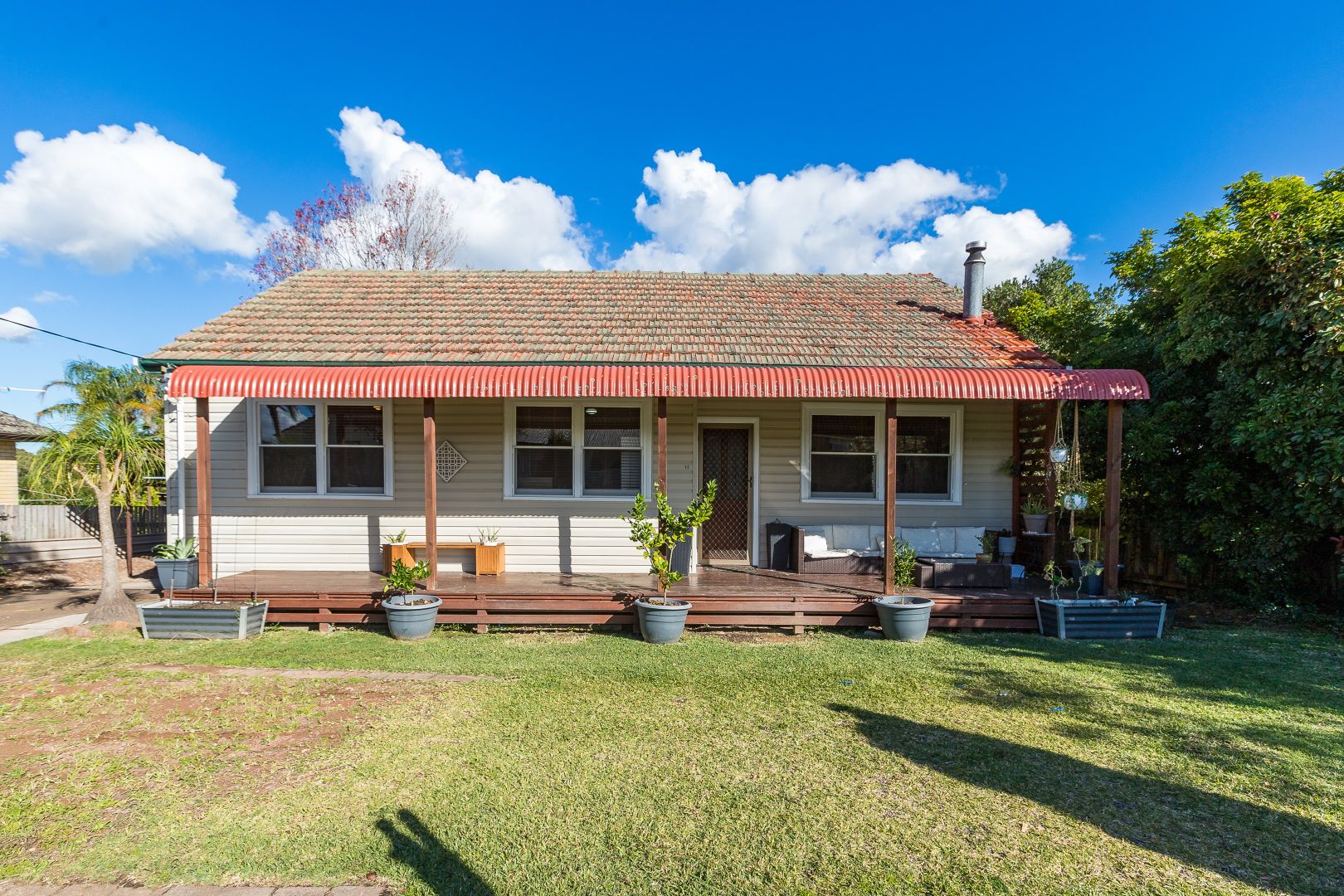 14 Crescent, Raymond Terrace Property History & Address Research Domain