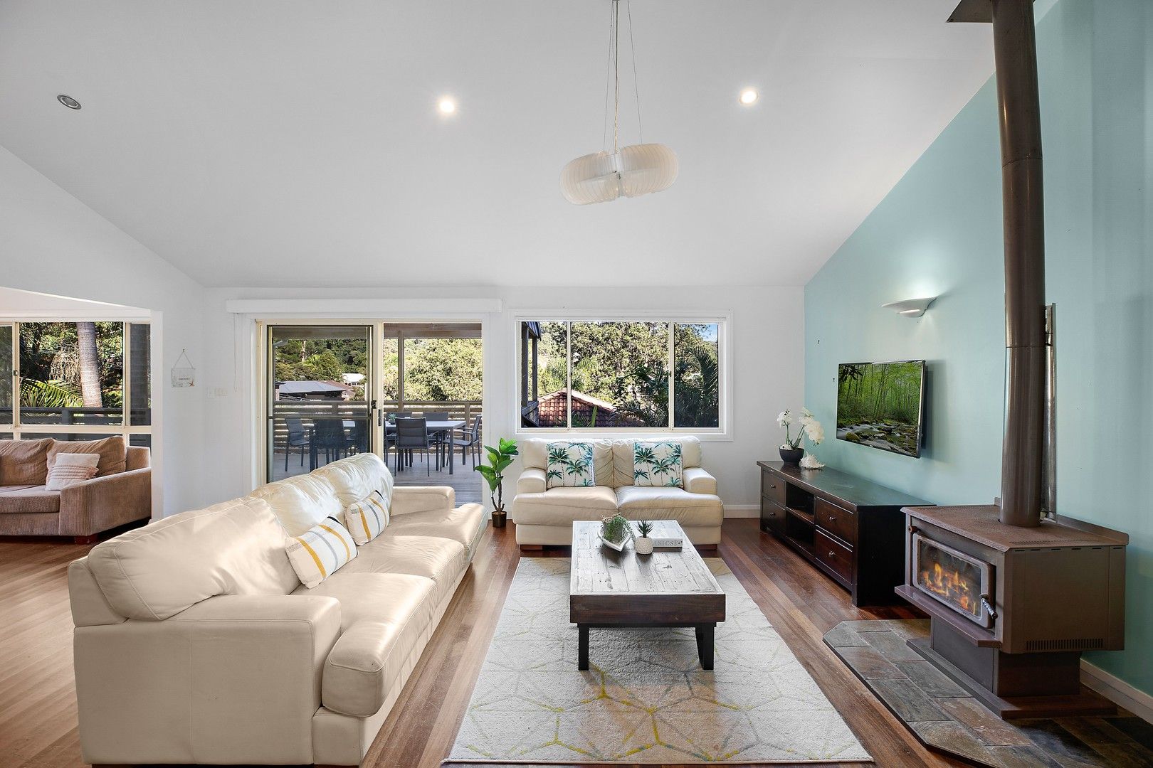 22 Cabbage Tree Avenue, Avoca Beach NSW 2251, Image 0