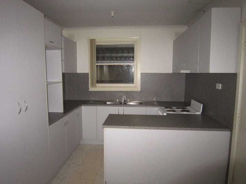 3 bedrooms House in 8 Ashley St ELIZABETH NORTH SA, 5113