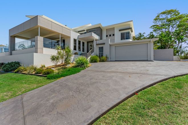 Picture of 13 Coogera Court, DUNDOWRAN BEACH QLD 4655