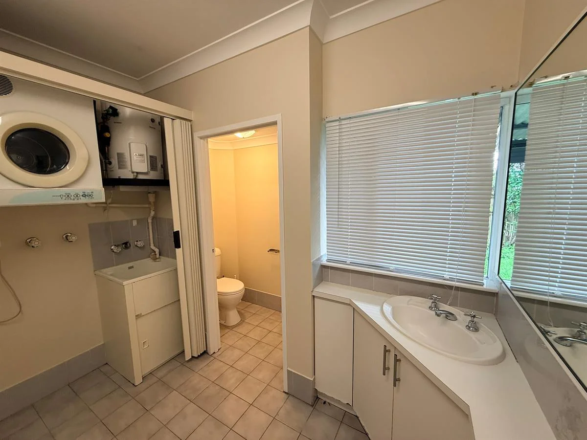 Additional image 10 of 9/389-397 McCoombe Street, Mooroobool QLD 4870