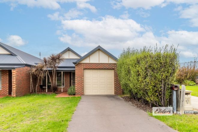 Picture of 9B Barton Place, EASTWOOD VIC 3875