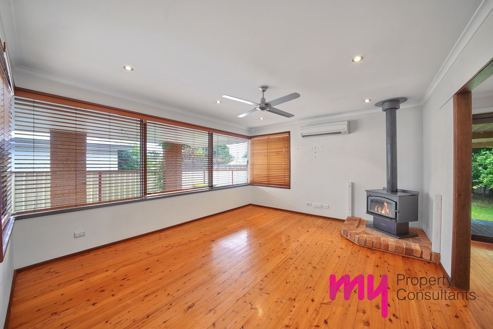 7 McCrae Drive, Camden South NSW 2570, Image 2