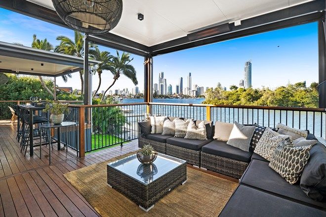 2248 Real Estate Properties For Sale In Isle Of Capri Qld 4217 Domain