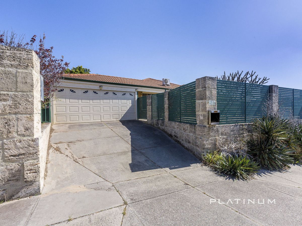 4 bedrooms House in 149 Gradient Way. BELDON WA, 6027