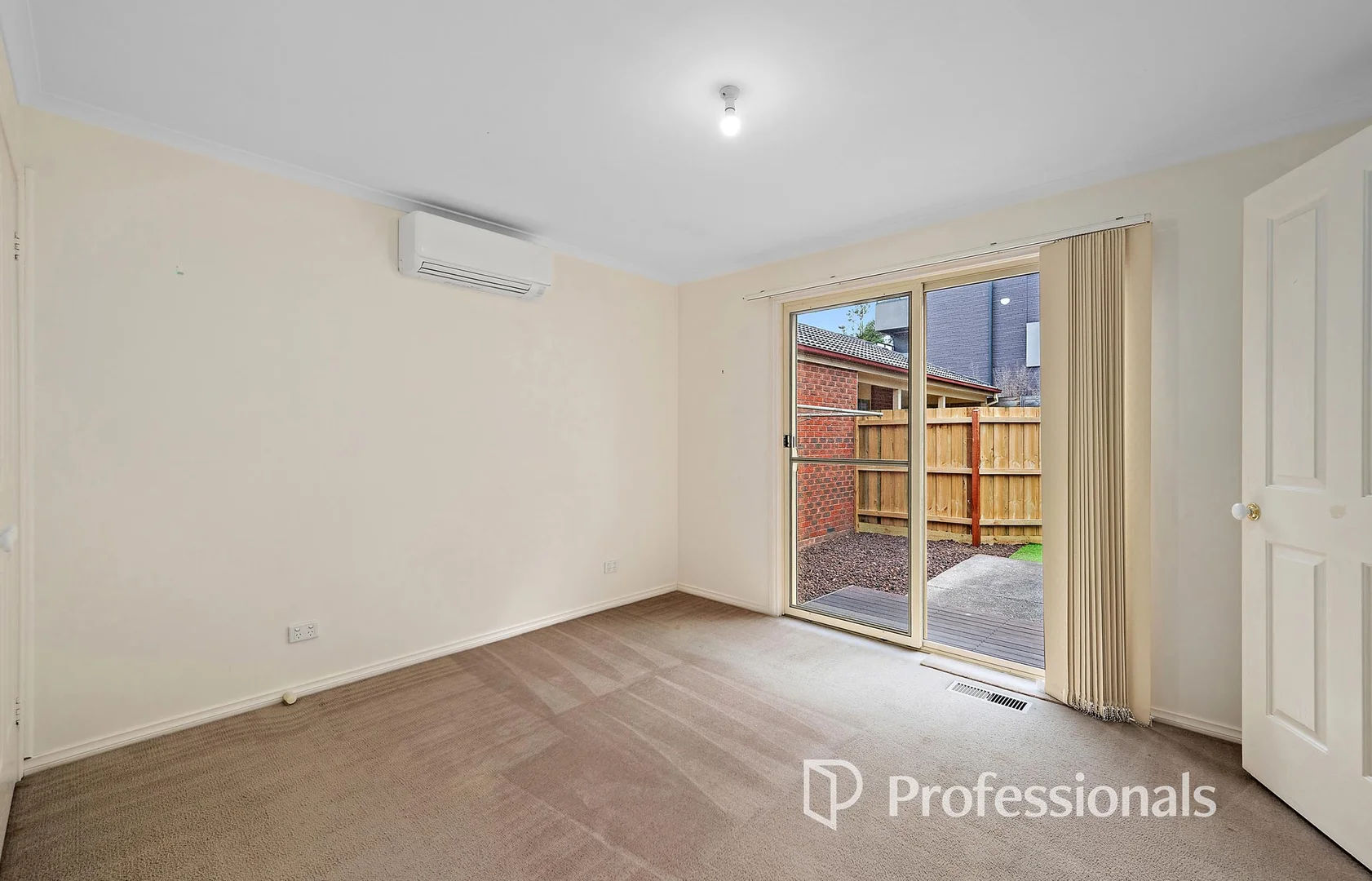 Additional image 6 of 2/8 Alfrick Road, Croydon VIC 3136