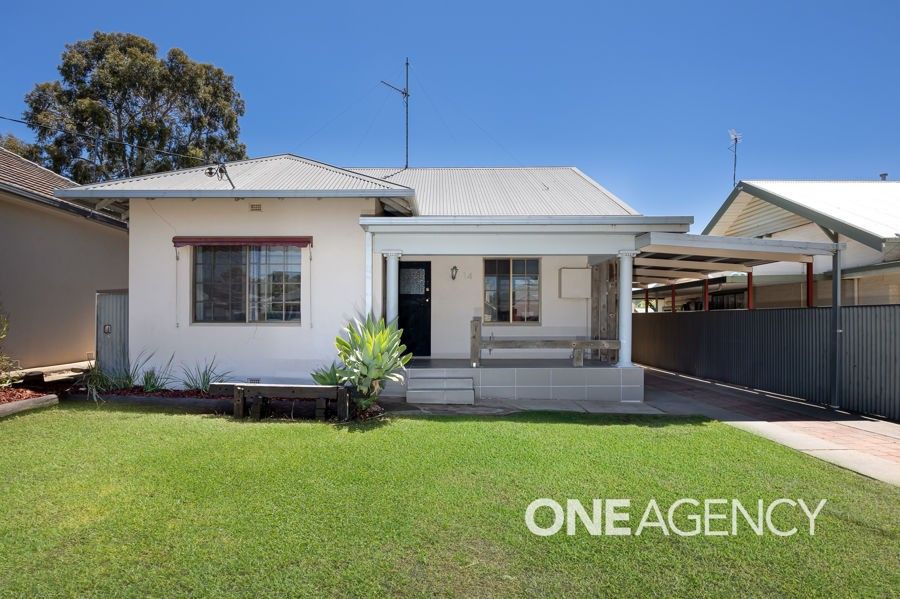 14 NORMAN STREET, Turvey Park NSW 2650, Image 0