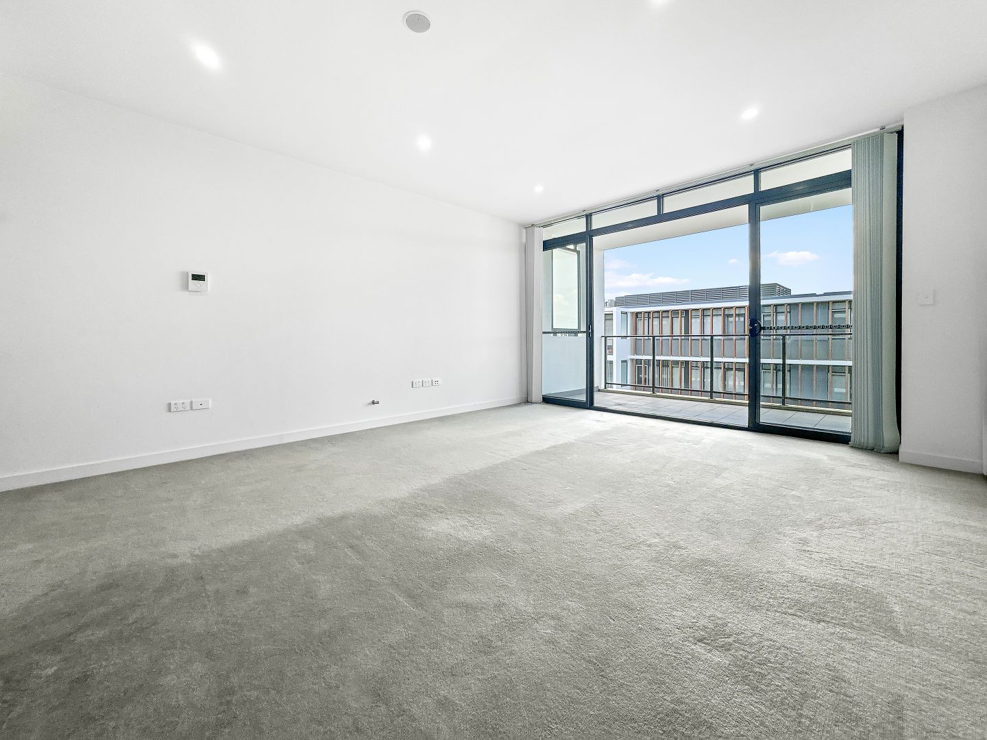 607/10 Waterview Drive, Lane Cove NSW 2066, Image 2