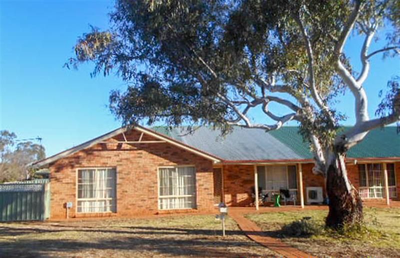 58B Oxley Circle, Dubbo NSW 2830