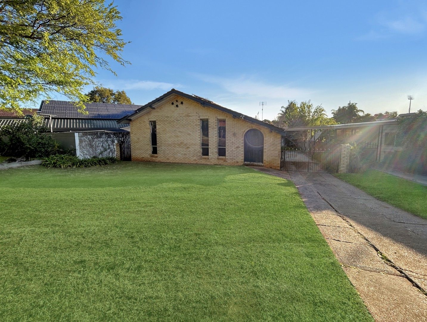 3 bedrooms House in 21 Brigalow Avenue DUBBO NSW, 2830