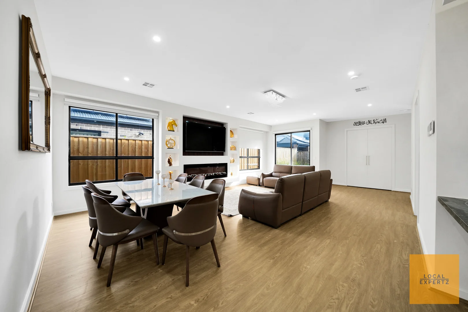 Additional image 3 of 16 Deanos Road, Fraser Rise VIC 3336