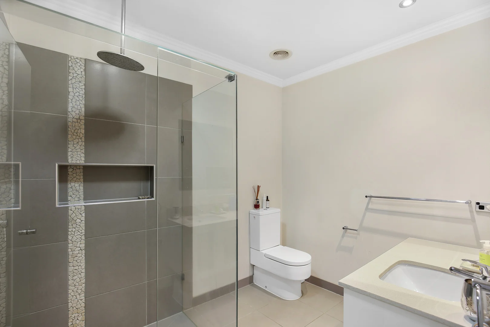 Additional image 9 of 49 Alamein Road, Heidelberg West VIC 3081