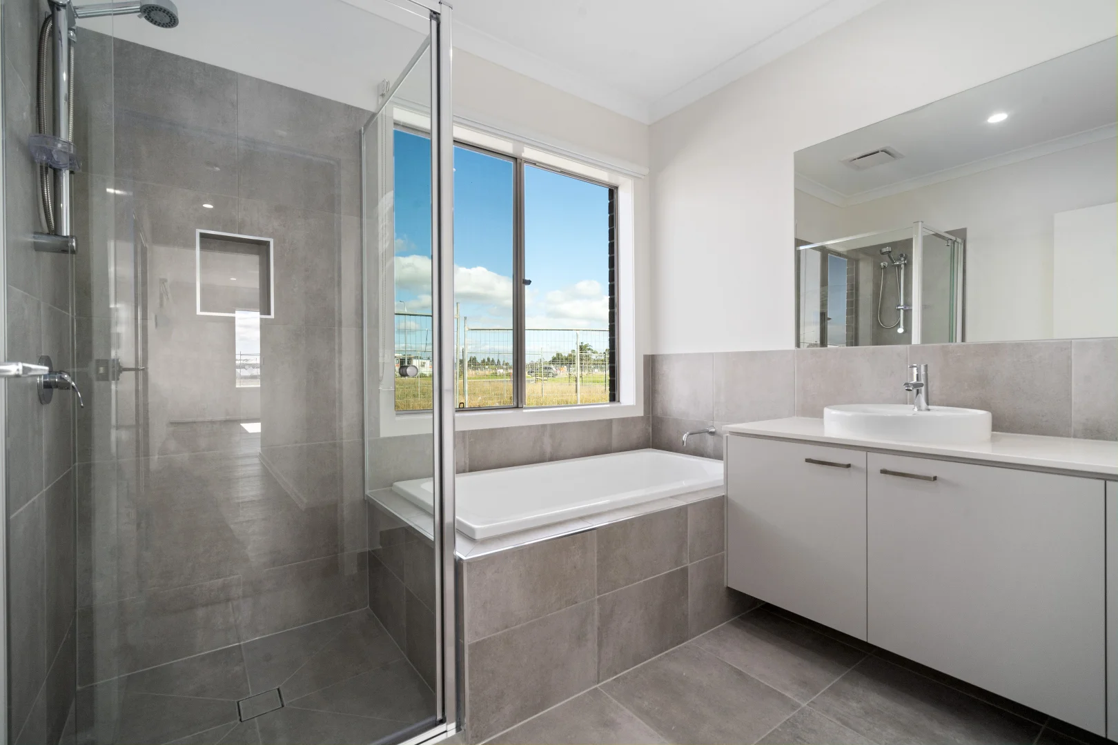 Additional image 9 of 6 Officer Avenue, Clyde VIC 3978