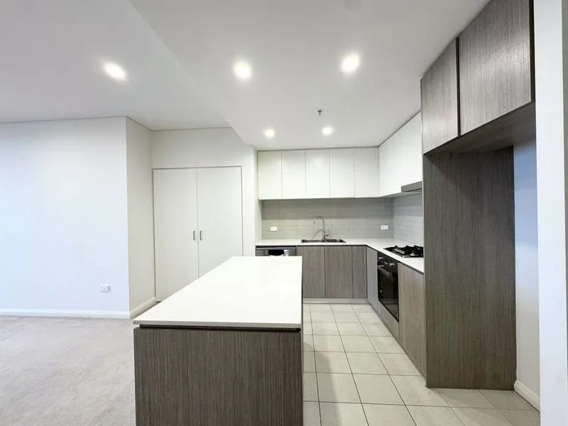 706/10 Norfolk Street, Liverpool NSW 2170