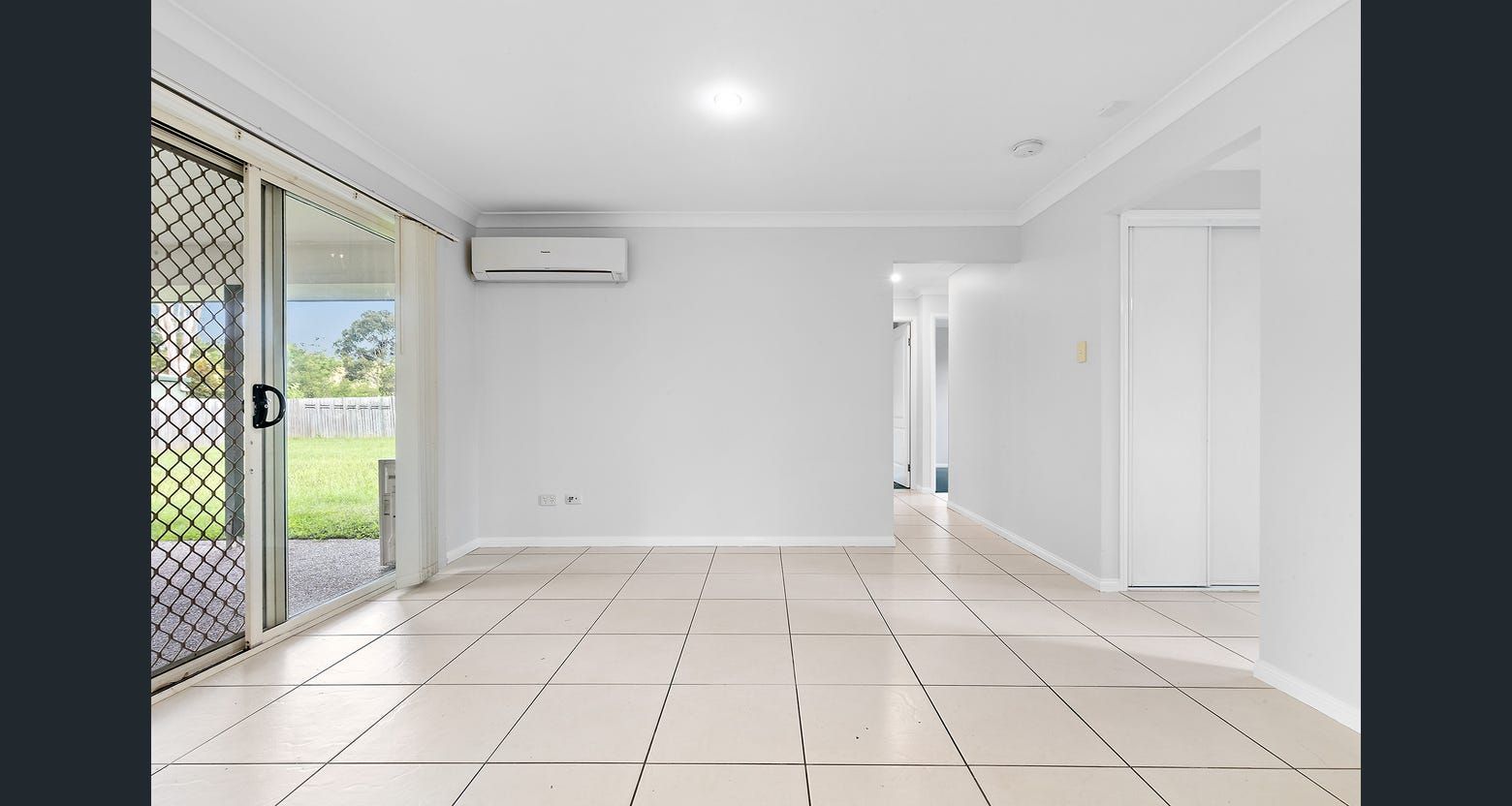 4 bedrooms House in 77 Fernbrook Dr MORAYFIELD QLD, 4506