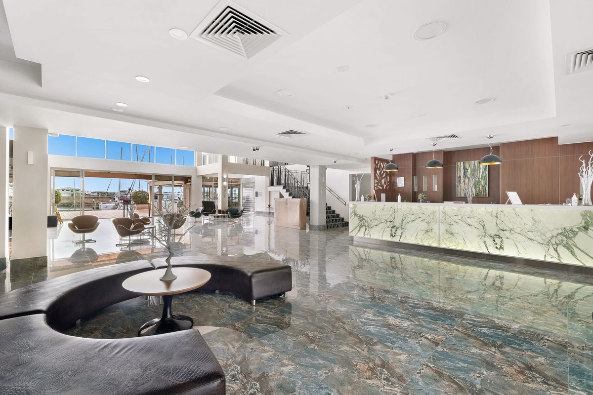 1 bedrooms Apartment / Unit / Flat in 2032/56 John Lund Drive HOPE ISLAND QLD, 4212