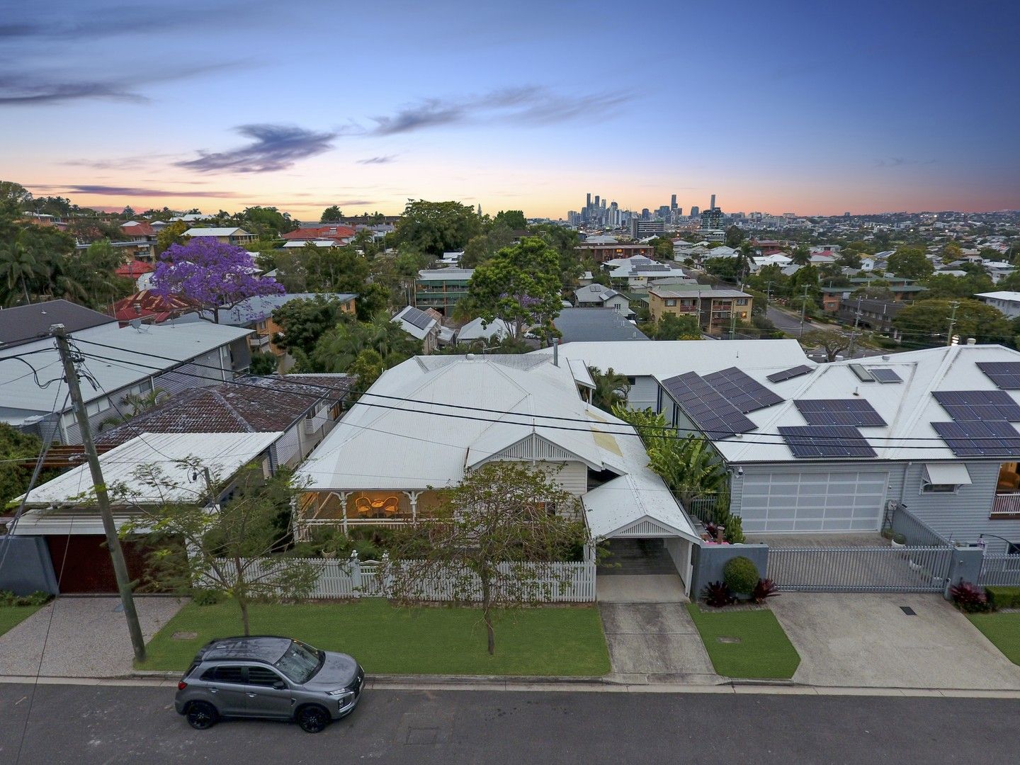 4 bedrooms House in 98 Bellevue Terrace CLAYFIELD QLD, 4011