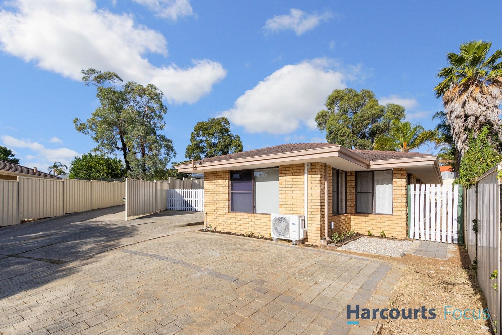 3 bedrooms House in 13B Eliot Close PARMELIA WA, 6167