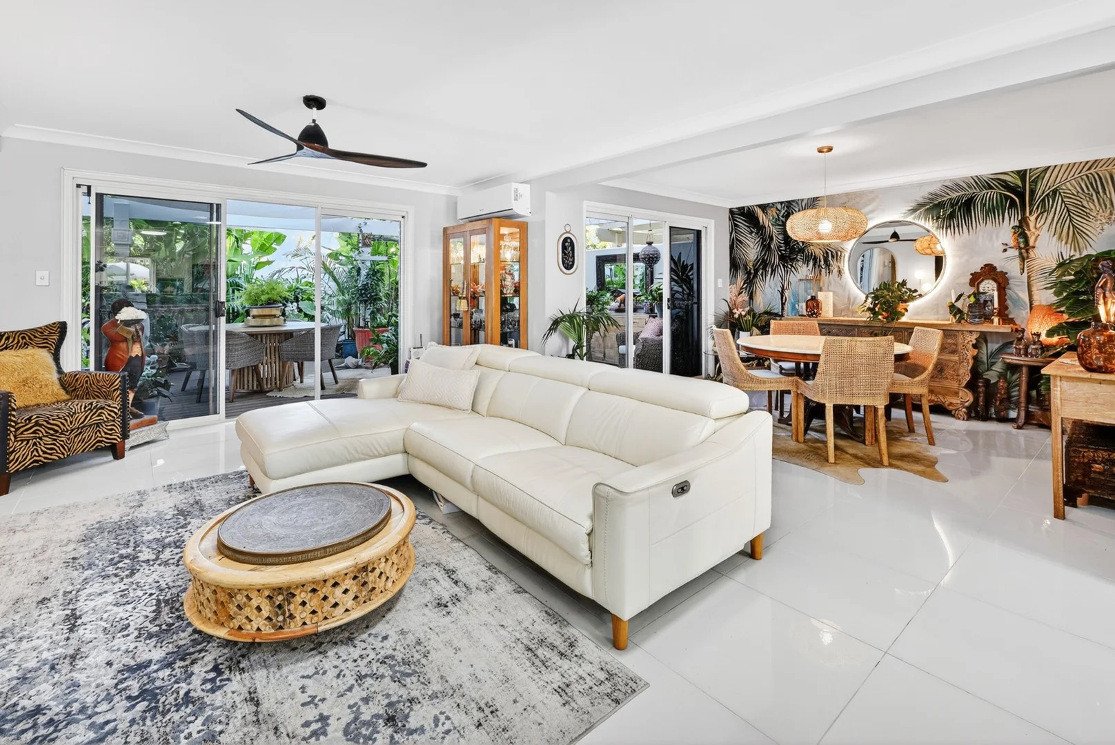 Primary image of 10 Aegean/100 Cotlew Street East, Southport QLD 4215