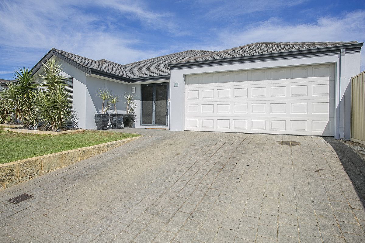 76 Da Vinci Drive, Tapping WA 6065, Image 2