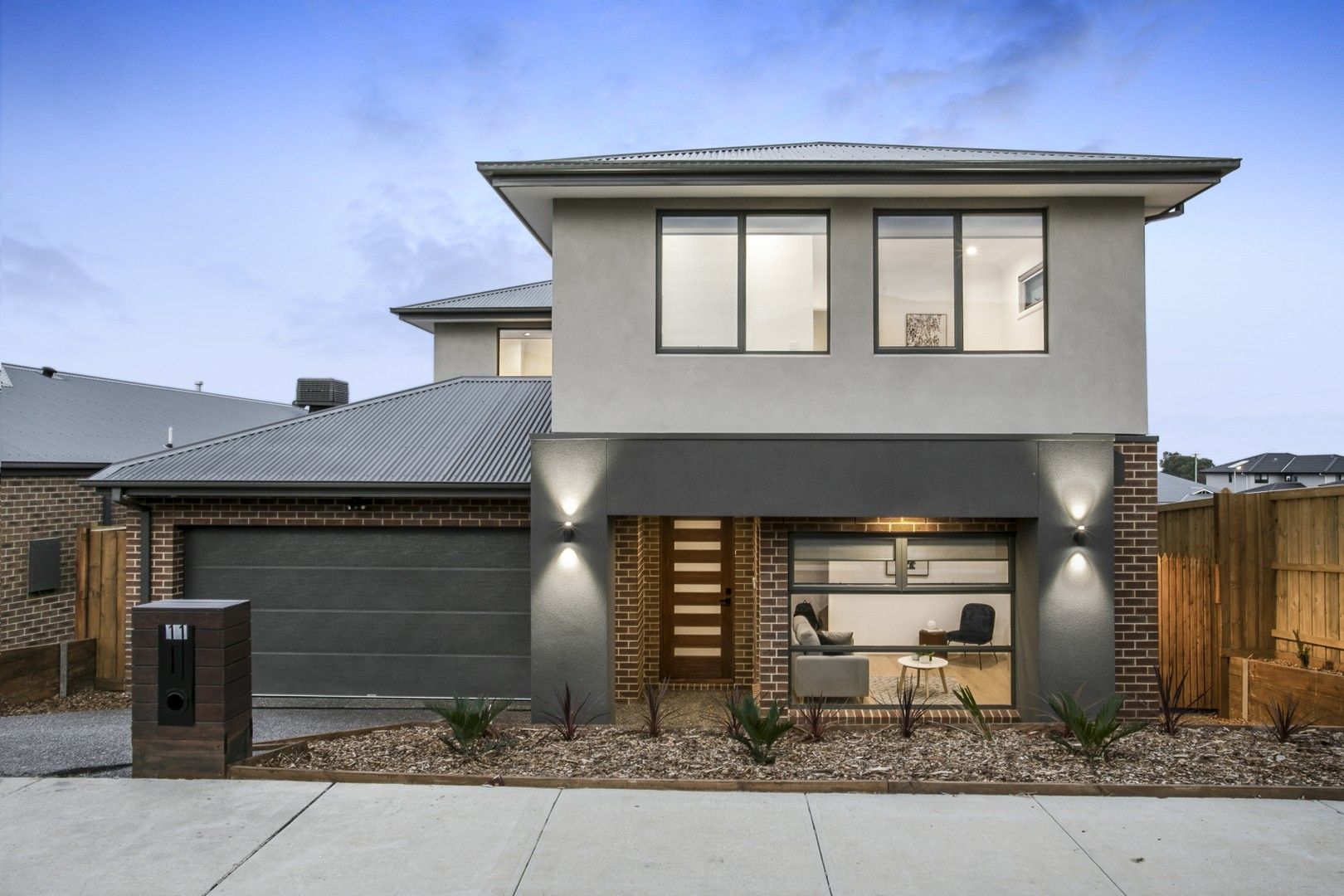 4 bedrooms House in 11 Sirius Way OFFICER VIC, 3809