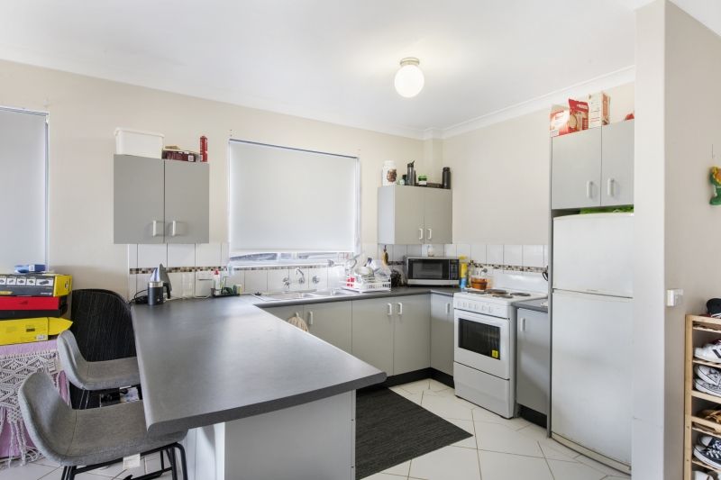 2/8 Bayview Avenue, The Entrance NSW 2261, Image 2