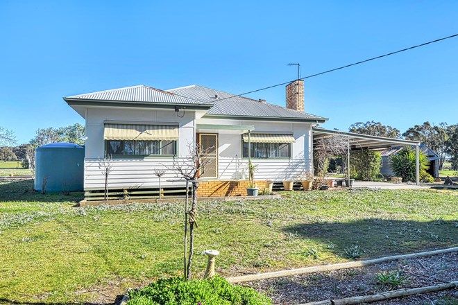 Picture of 16 Cemetery Road, LANDSBOROUGH VIC 3384