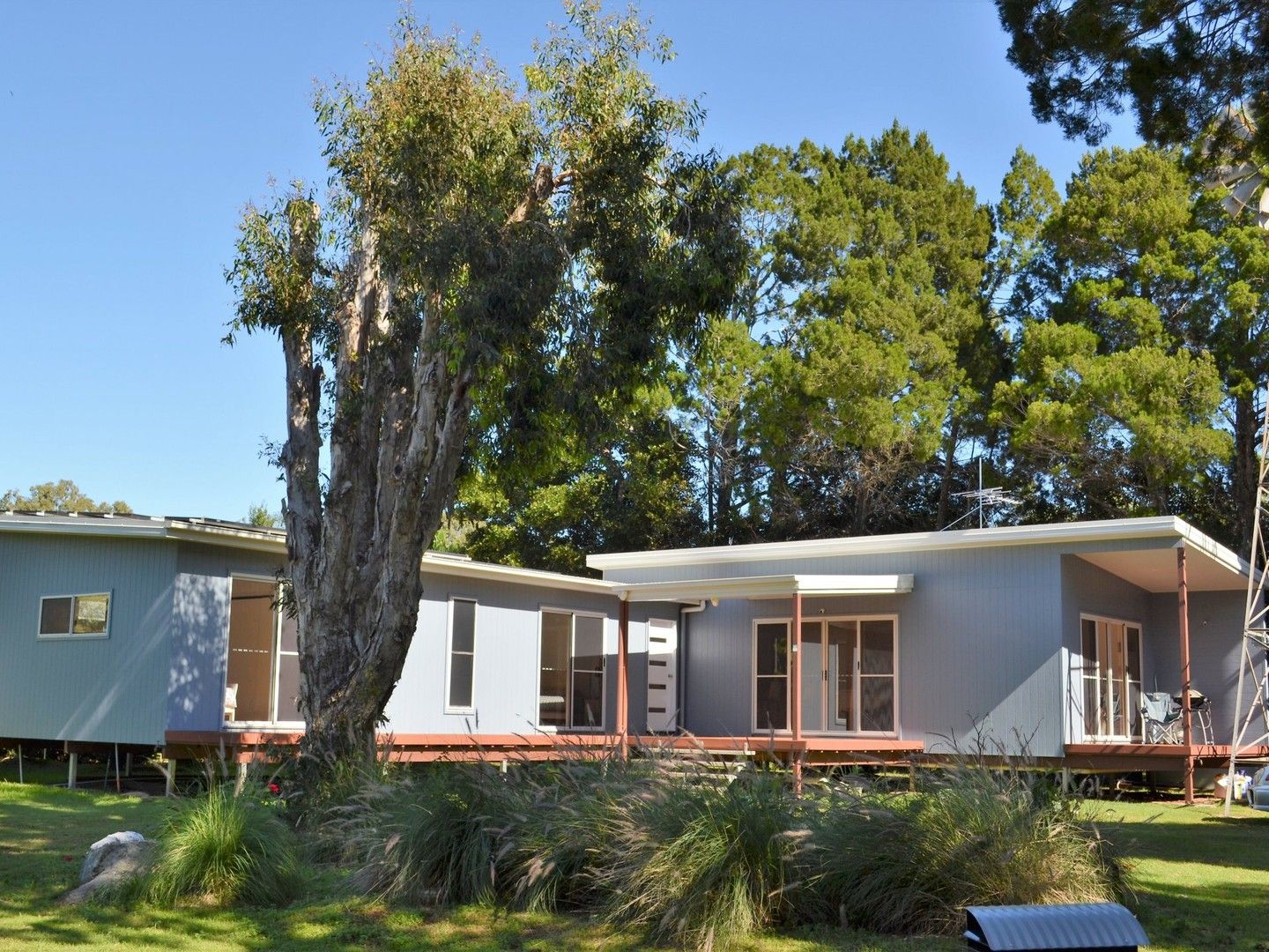 2 bedrooms House in 51 Noyes Parade KARRAGARRA ISLAND QLD, 4184