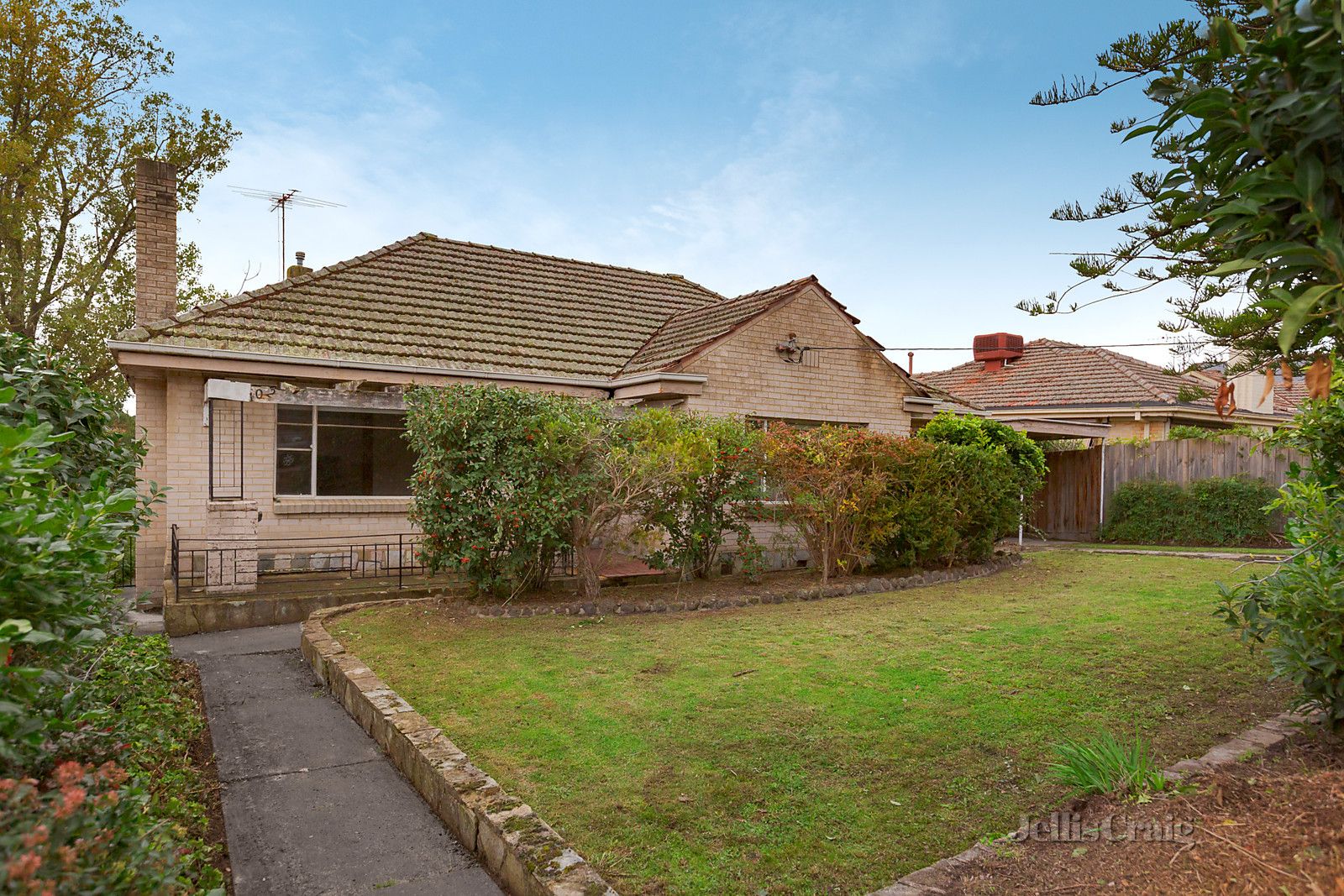 102 Rochester Road, Balwyn VIC 3103, Image 2