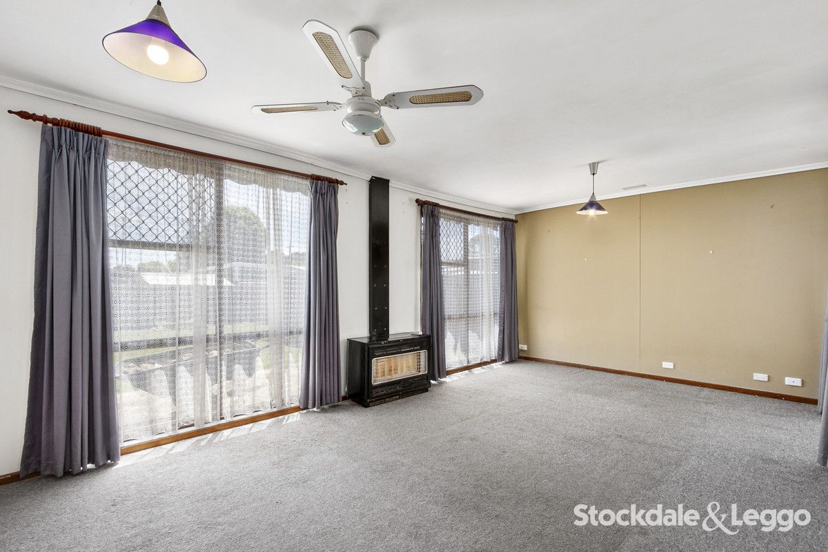 42 Maple Crescent, Churchill VIC 3842, Image 1