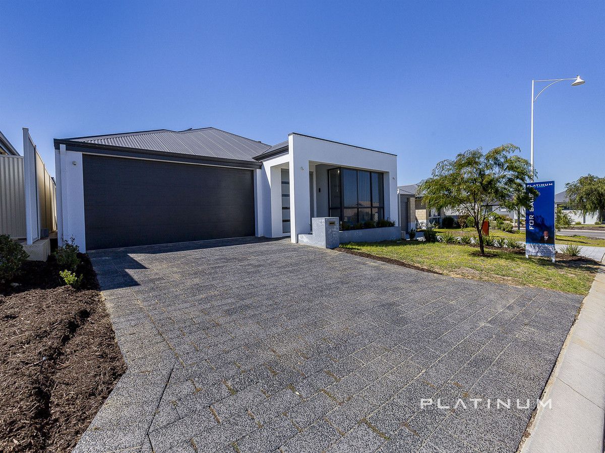 4 Mandalay Approach, Eglinton WA 6034, Image 0