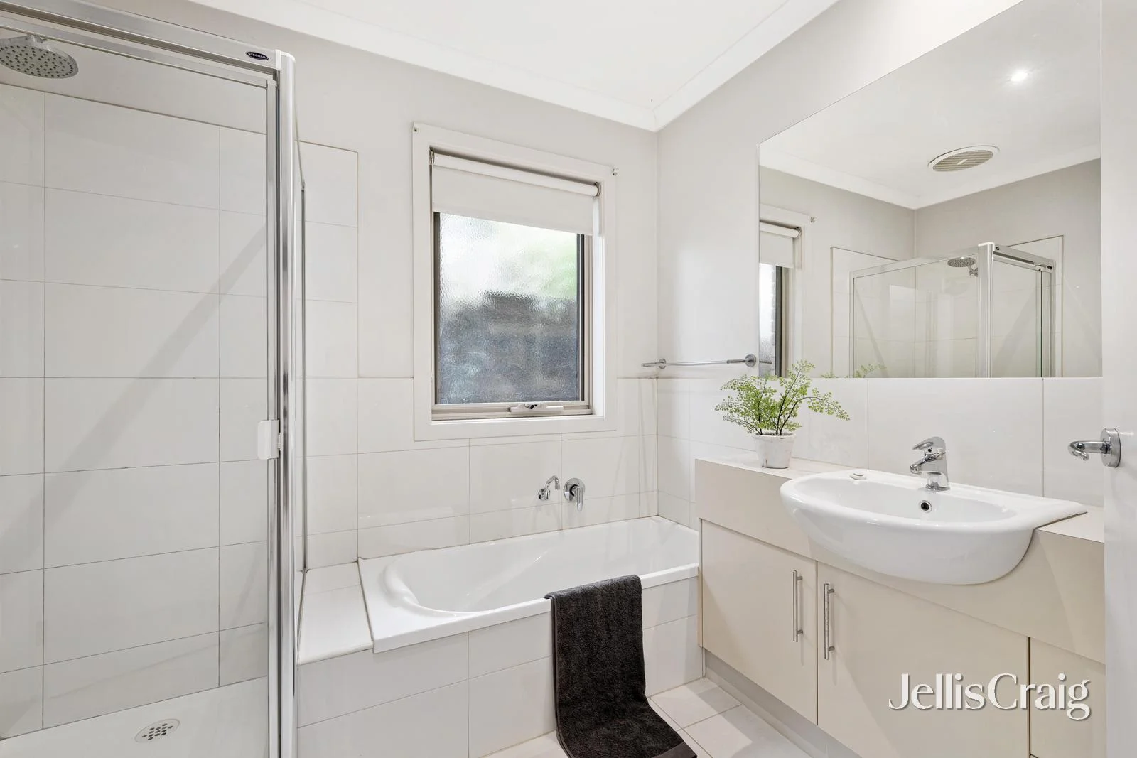 Additional image 9 of 3/11 Peden Street, Chirnside Park VIC 3116