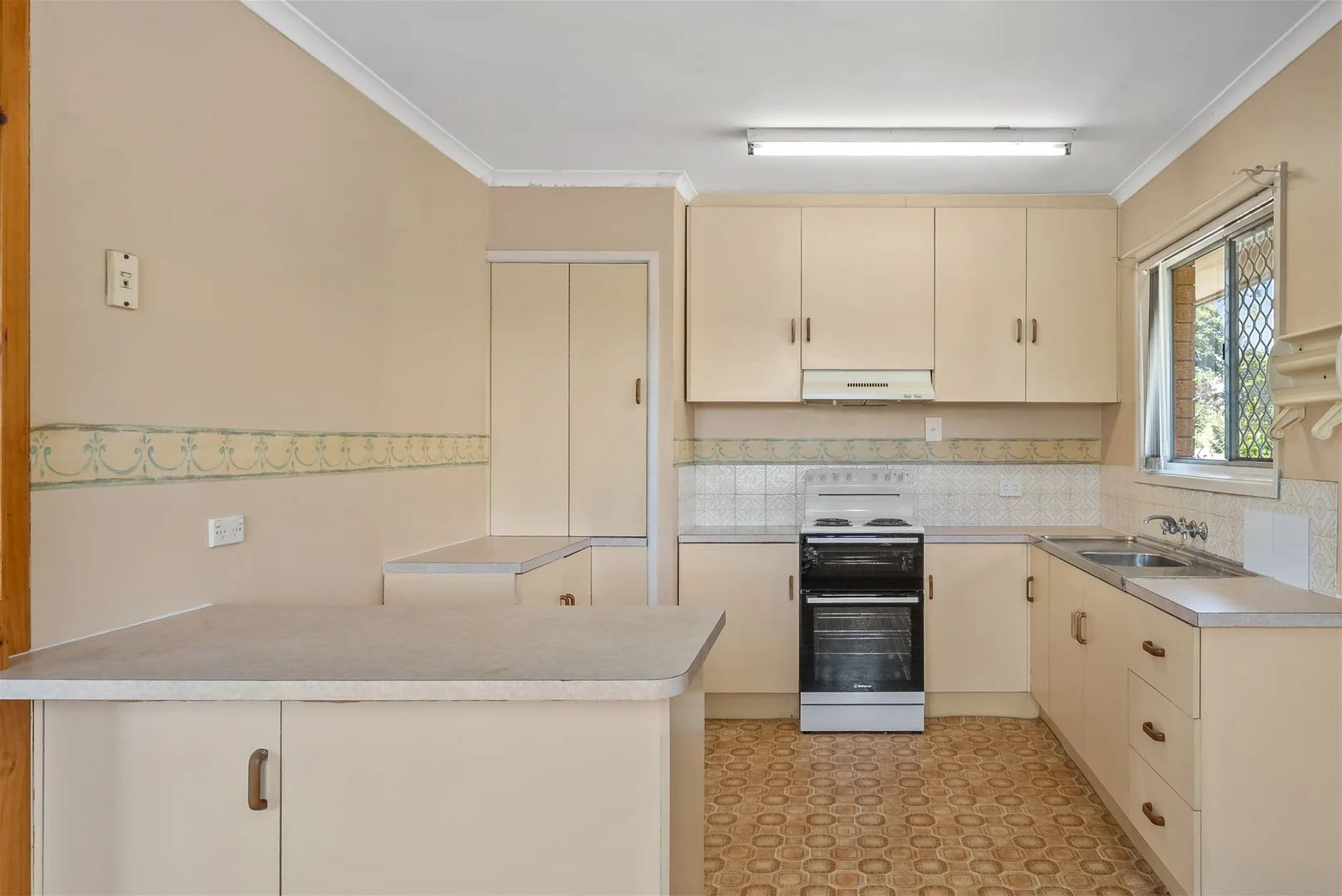 Additional image 3 of 11 Gunalda Street, Underwood QLD 4119