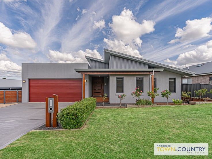 18 Grandview Crescent, Armidale NSW 2350, Image 0