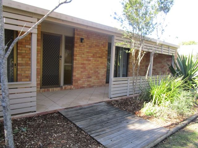 4 bedrooms House in 8B LAYDE COURT URANGAN QLD, 4655