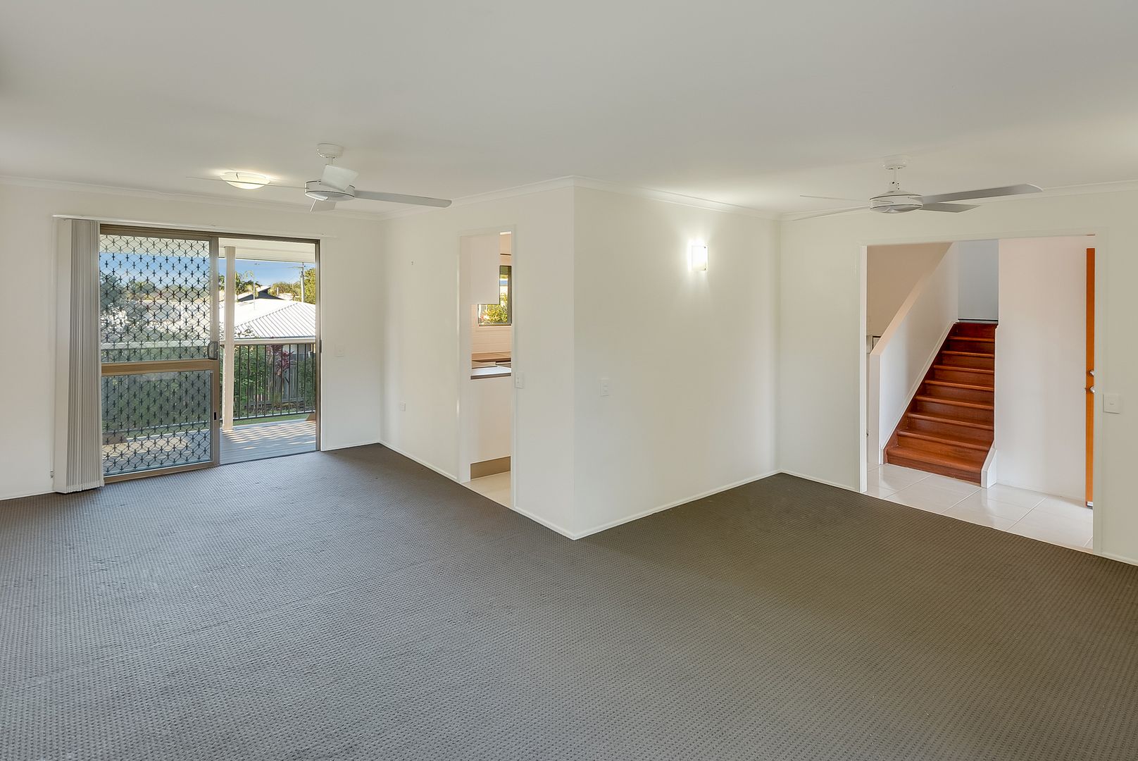 19 Ocean View Ave, Mooloolaba QLD 4557, Image 2